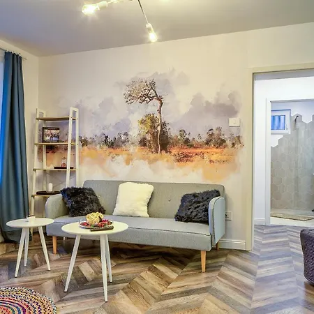 Apartment 5 Min To Everything-stylish-modern-old Center *