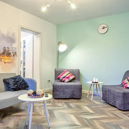 5 Min To Everything-stylish-modern-old Center Brasov